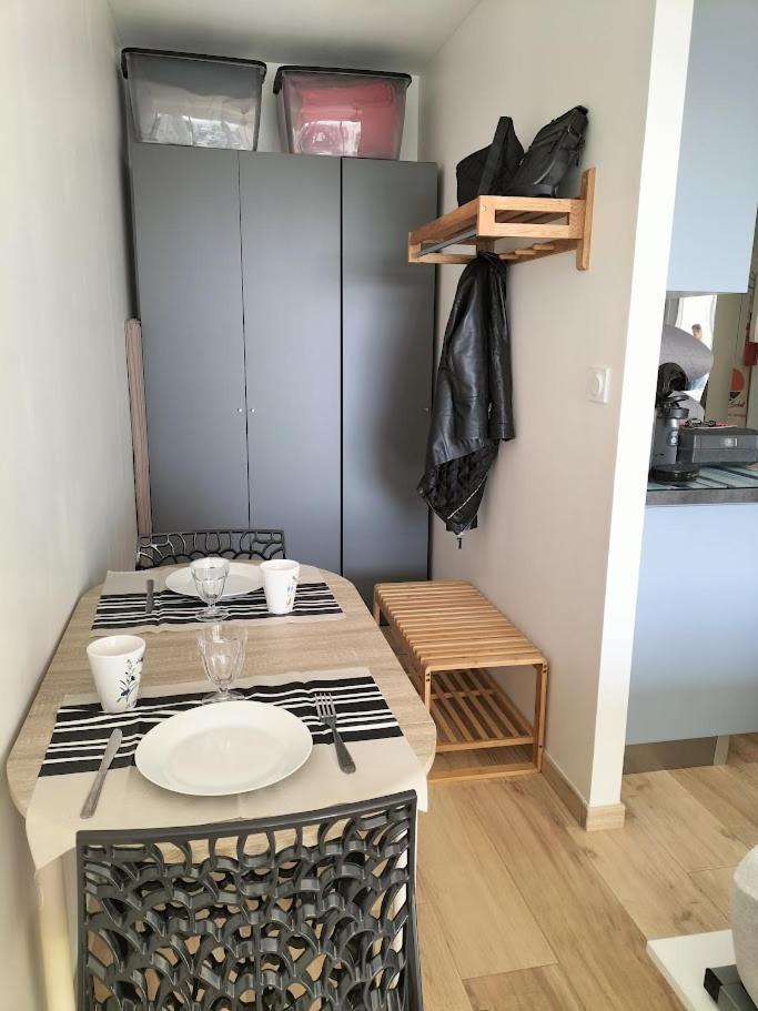 Studio A 200 Metres De La Plage カネ エクステリア 写真